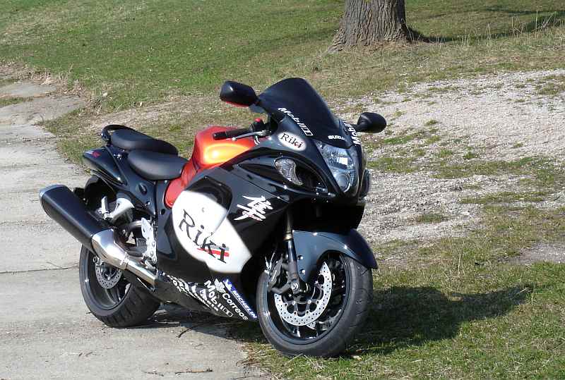 My new Auctmarts aftermarket fairing for Suzuki Hayabusa GEN II. Moto1